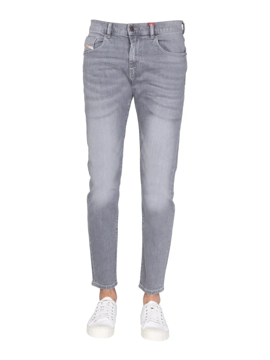Diesel 2019 D-Strukt Slim Fit Jeans