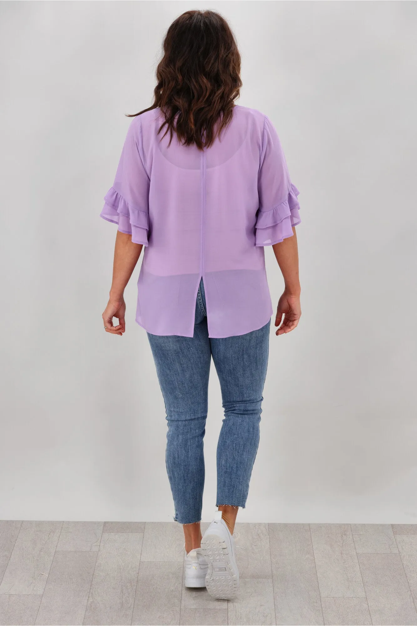 Gloss by Shine On Harper Frill Sleeve Top Lilac