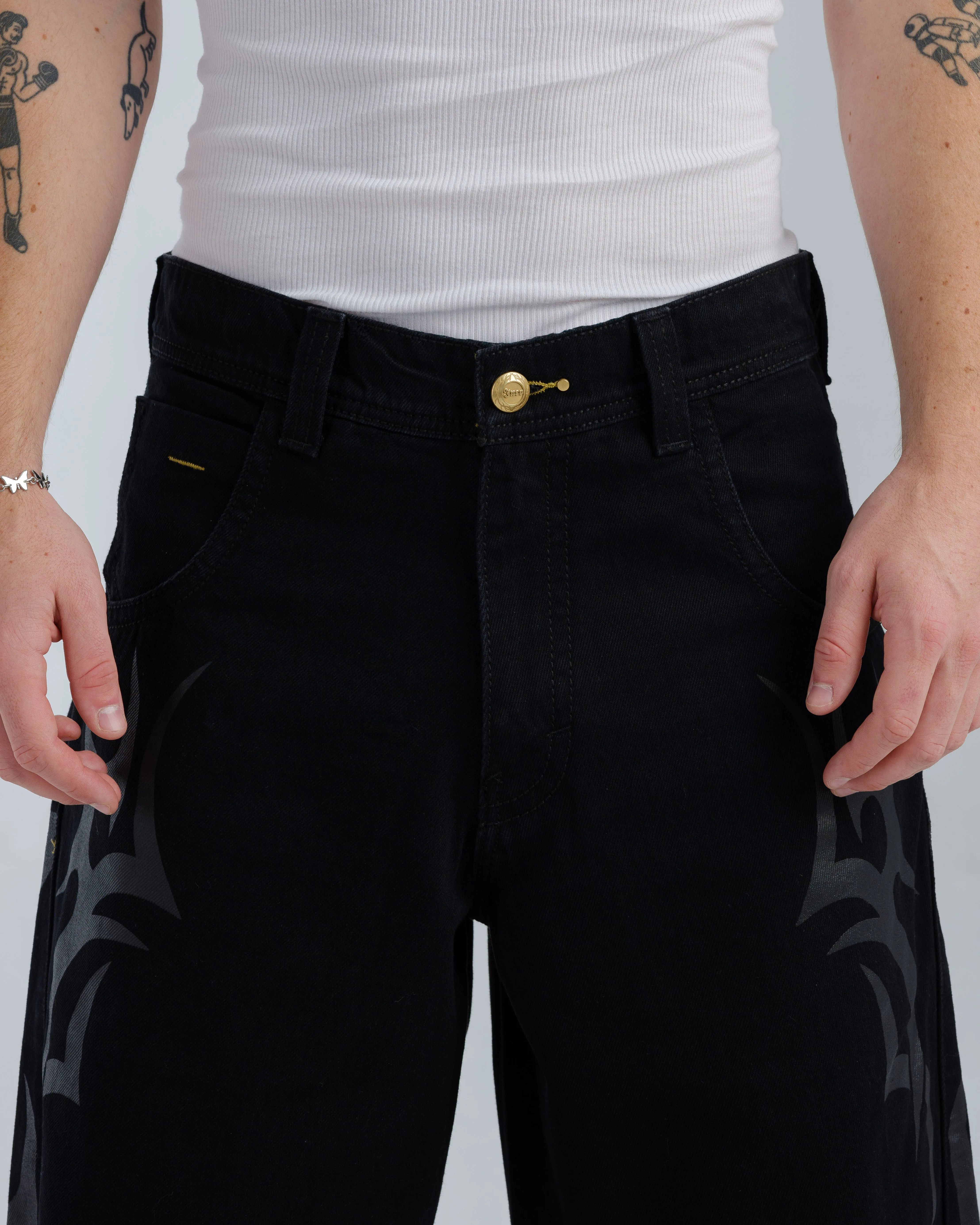 High Roller. 21. Jet Black.