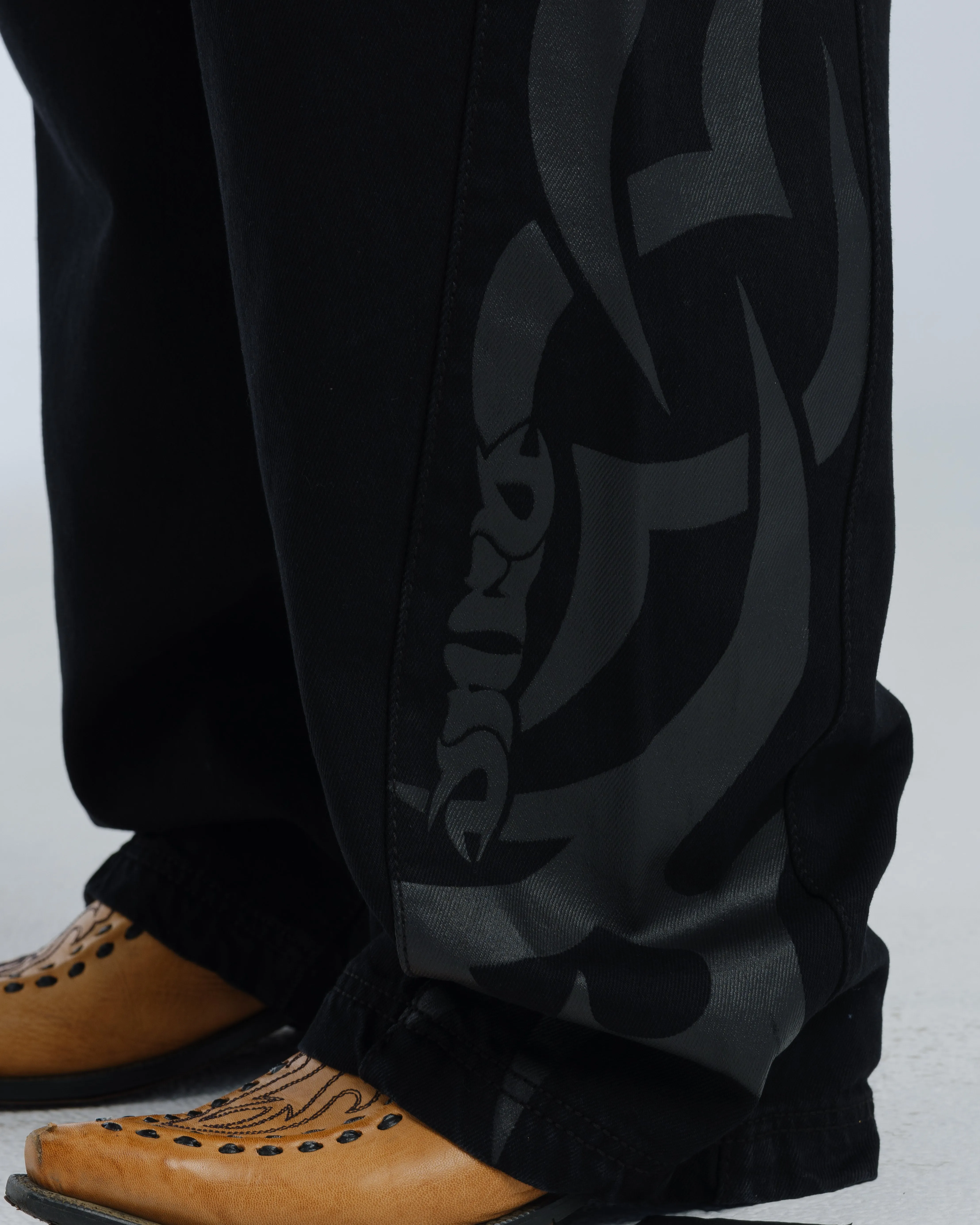 High Roller. 21. Jet Black.