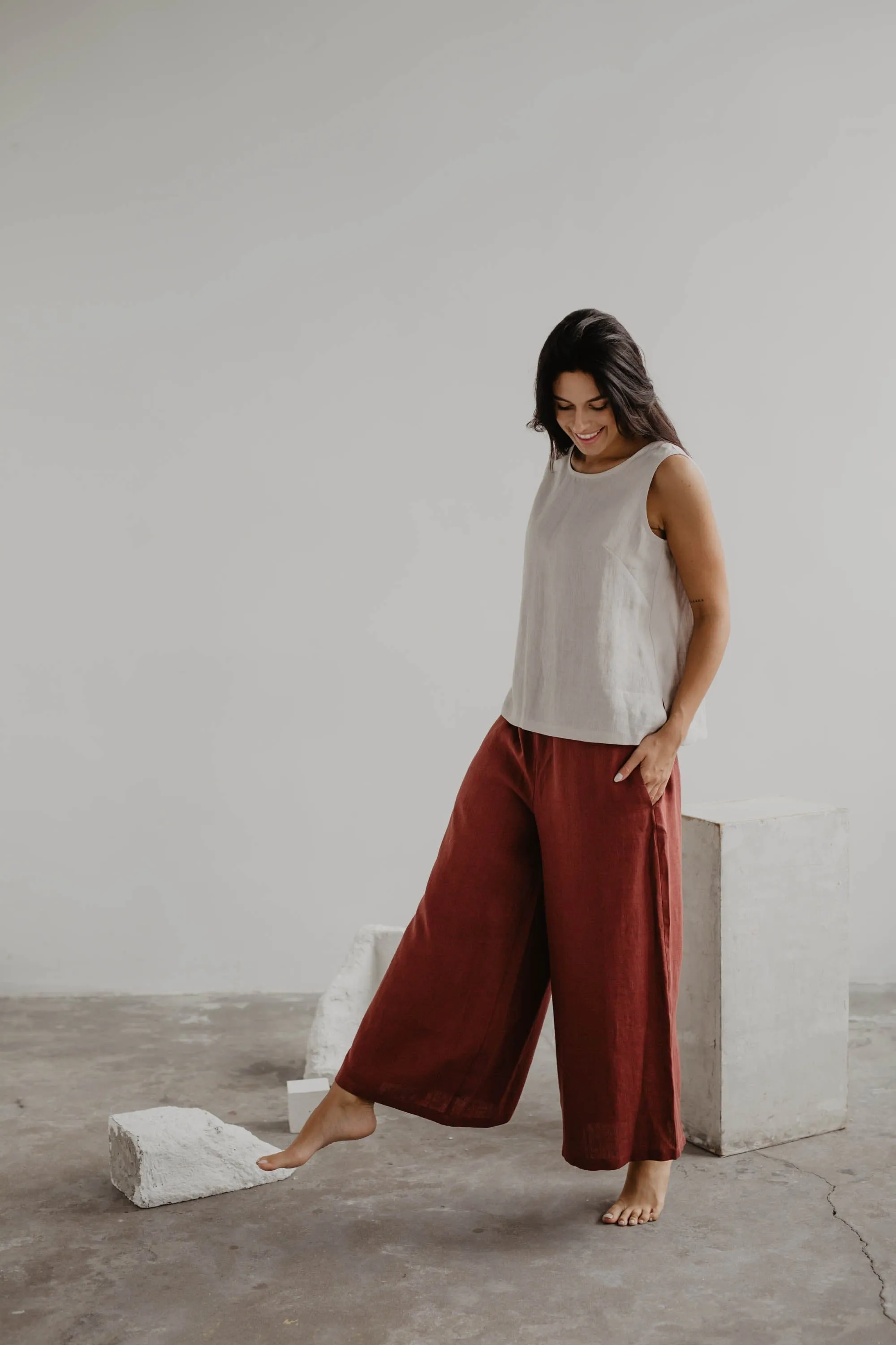 Isabella Women's Wide Linen Trousers | Multiple Colours