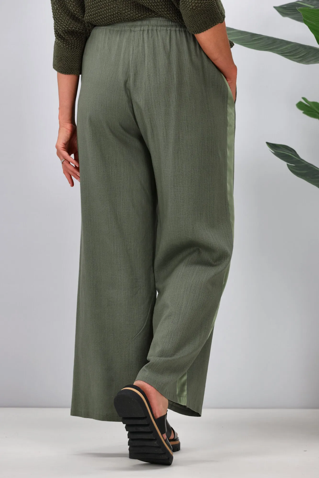 Jane James Renee Linen Look Pant With Satin Stripe Sage