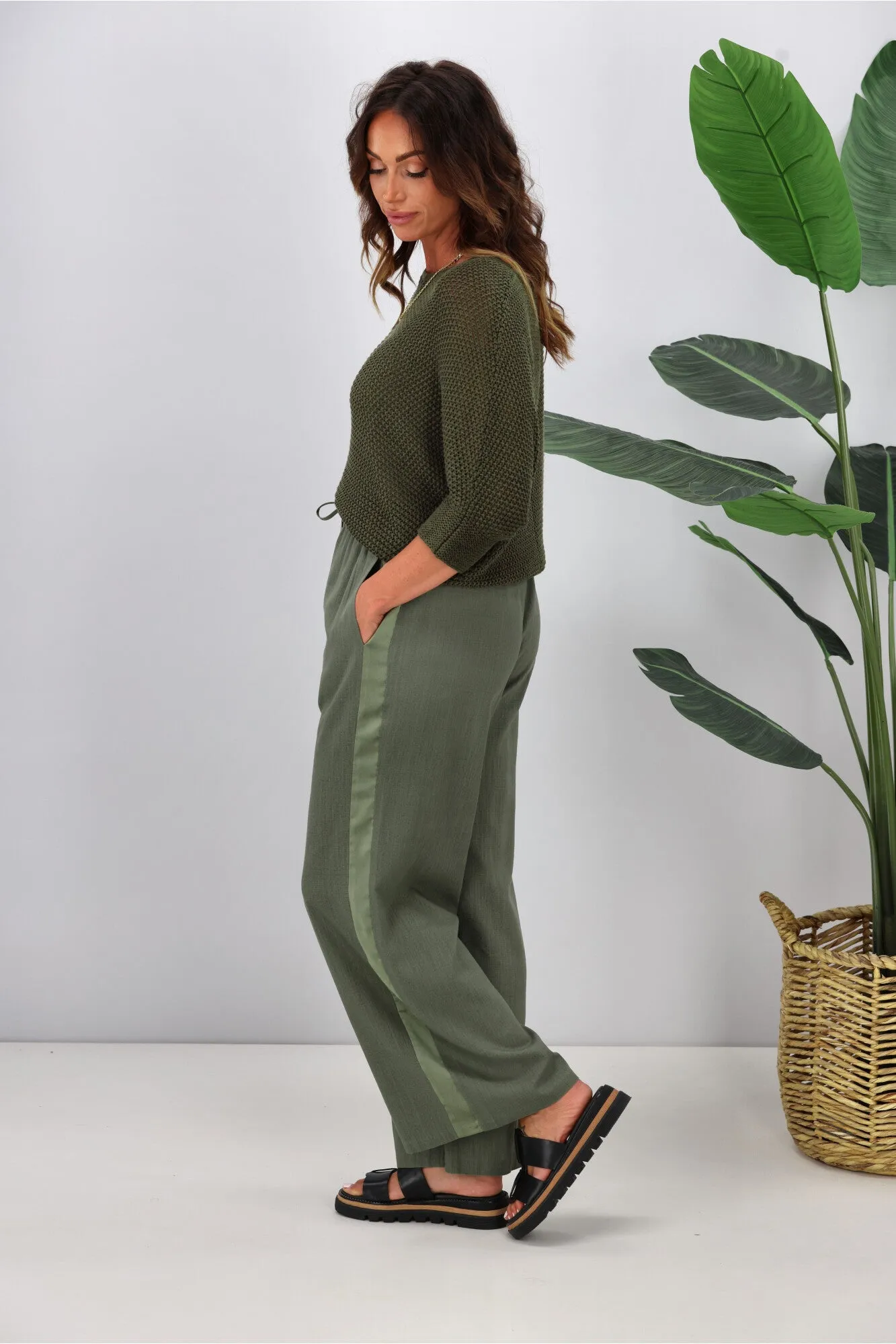 Jane James Renee Linen Look Pant With Satin Stripe Sage