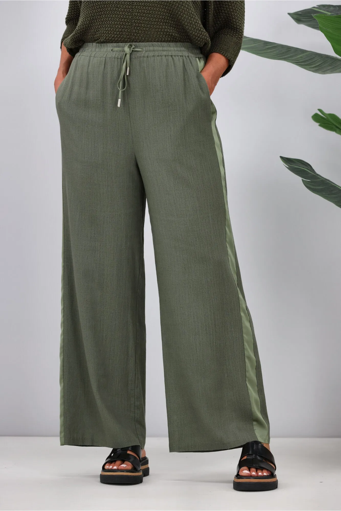 Jane James Renee Linen Look Pant With Satin Stripe Sage
