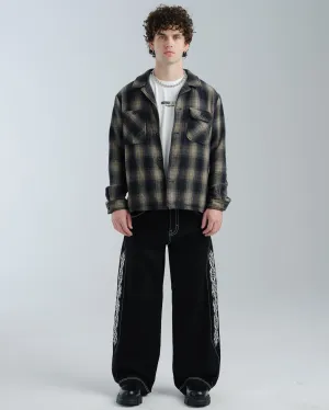 Majestik. 23. Jet Black.