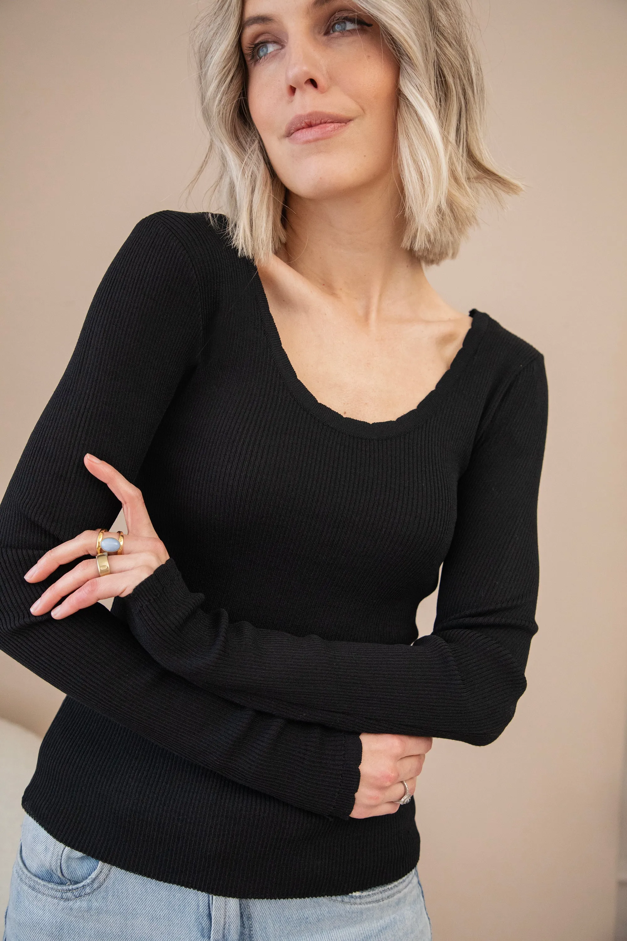 Mira Black - Longsleeve