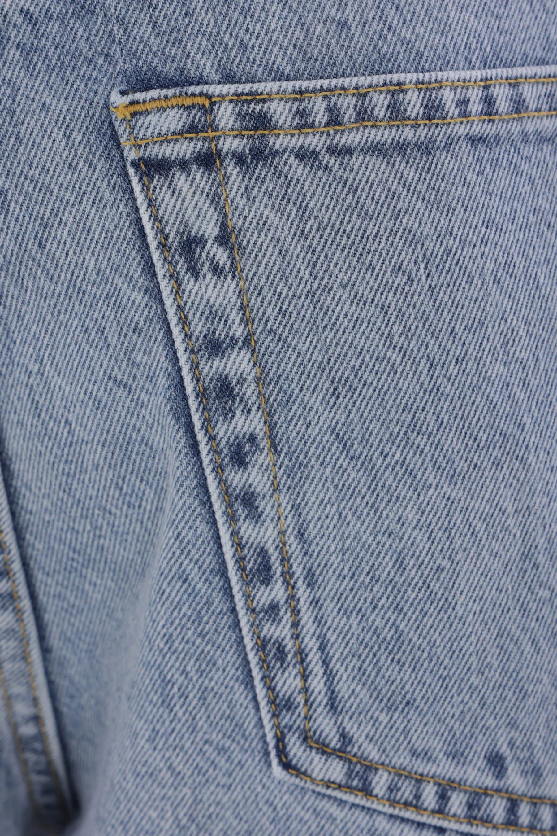 slim-fit jeans in organic cotton