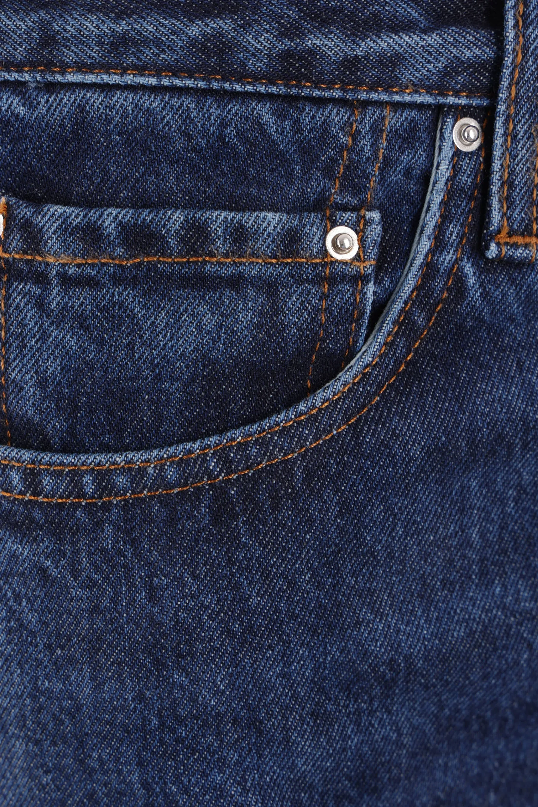 slim-fit jeans in organic cotton