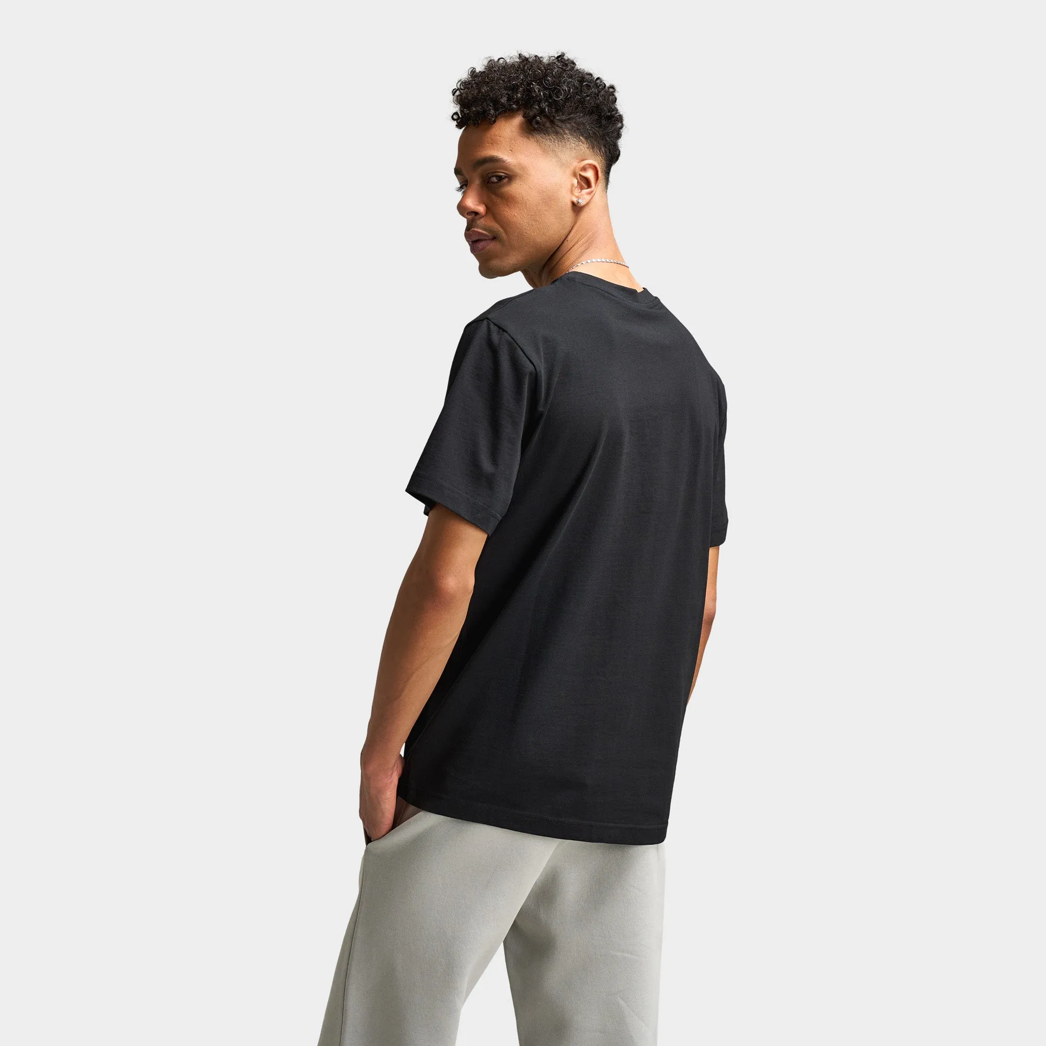 Sonneti Hare Graphic T-Shirt / Black