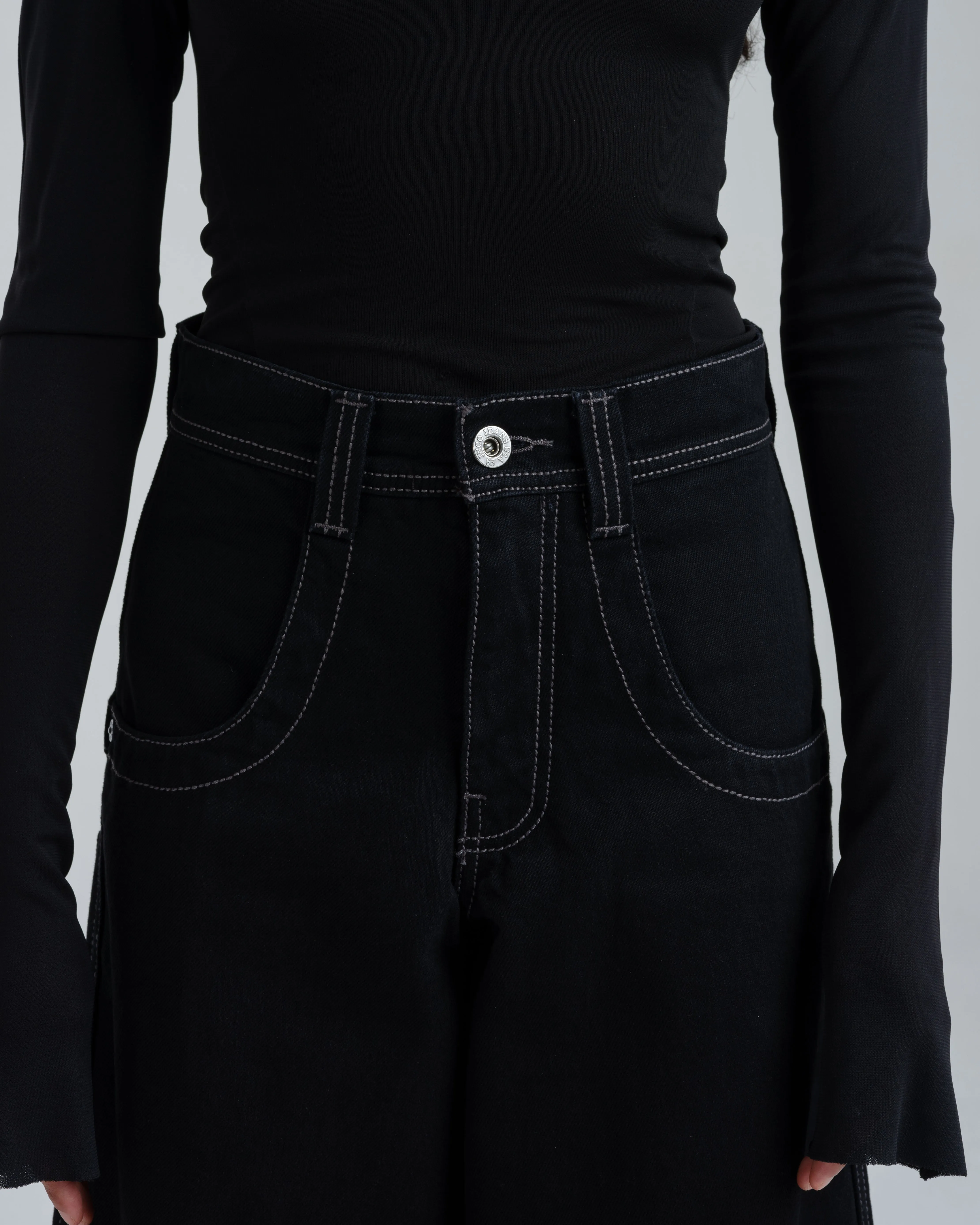 W Rollin'. 26. Jet Black.